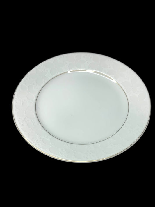 Rosenthal Germany White Velvet 6 Inch Bread and Butter Plate Gold Band