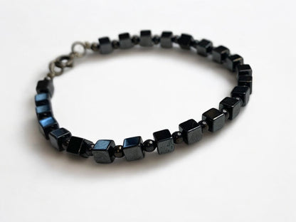 Vintage Hematite Beaded Bracelet 7 Inch Spring Clasp