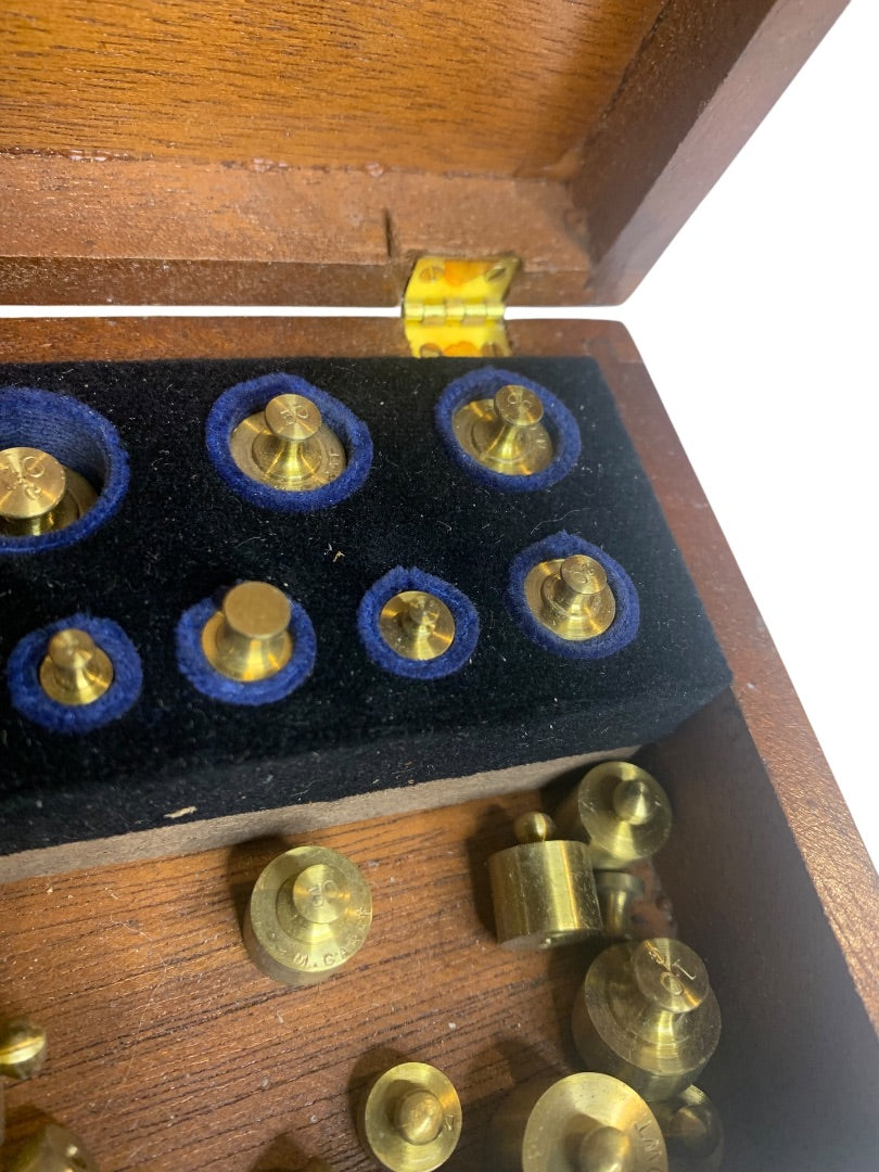 Vintage Lot of 28 Jewelers Weights in Wooden Box Apothecary Medical A