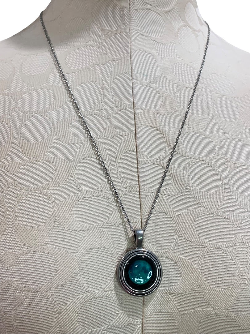 Silvertone Necklace Resin Teal 1.25" Pendant Chain 21-24 Inch