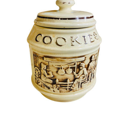 Vintage McCoy Unmarked Early American Frontier Family Cookie Jar