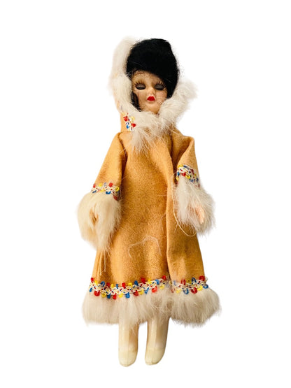 1960s ARCO Miss Alaska Eskimo  Dolls of the World Set Sleep Awake Eyes 8"