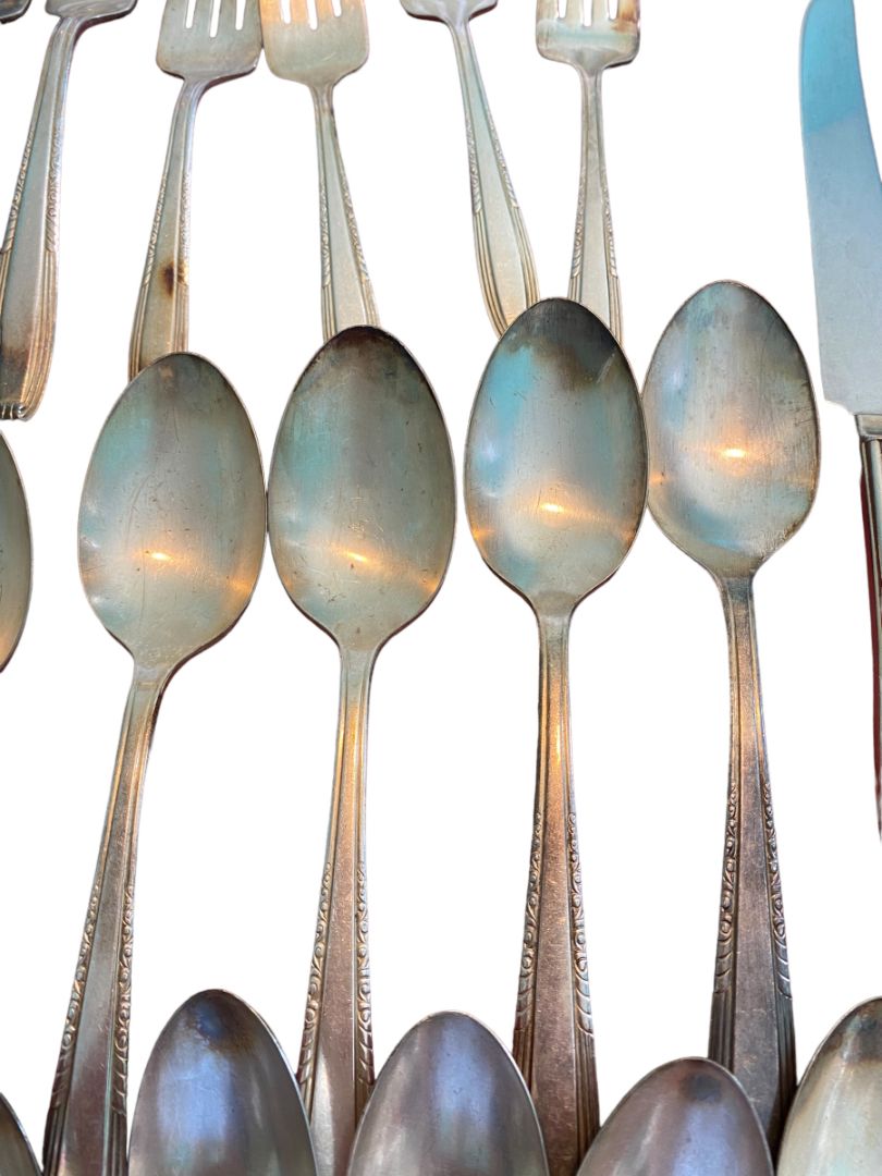 Harmony House Serenade Vintage Silver Plate 36 Piece Set