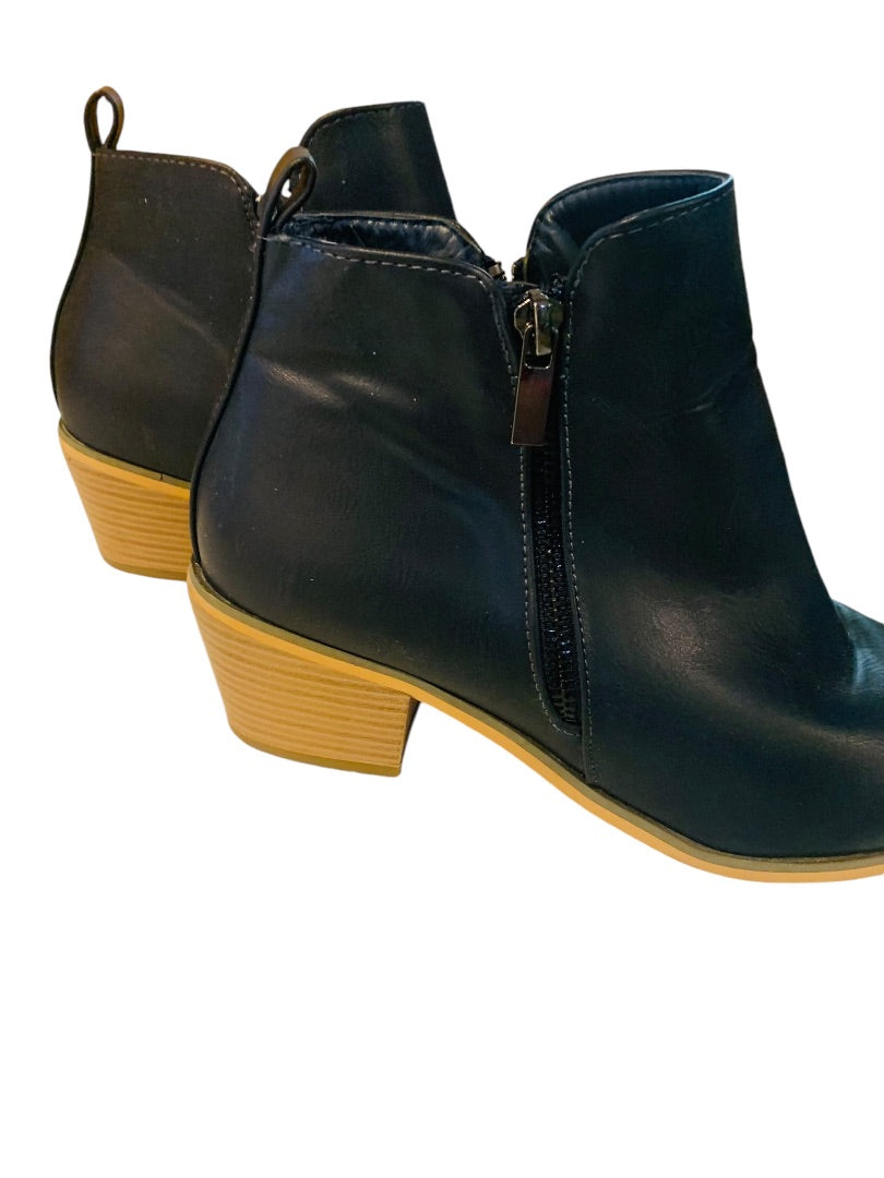 Size 10 JG Womens Dark Navy Blue Vegan Leather 2" Block Heel Boot Bootie Side Zip