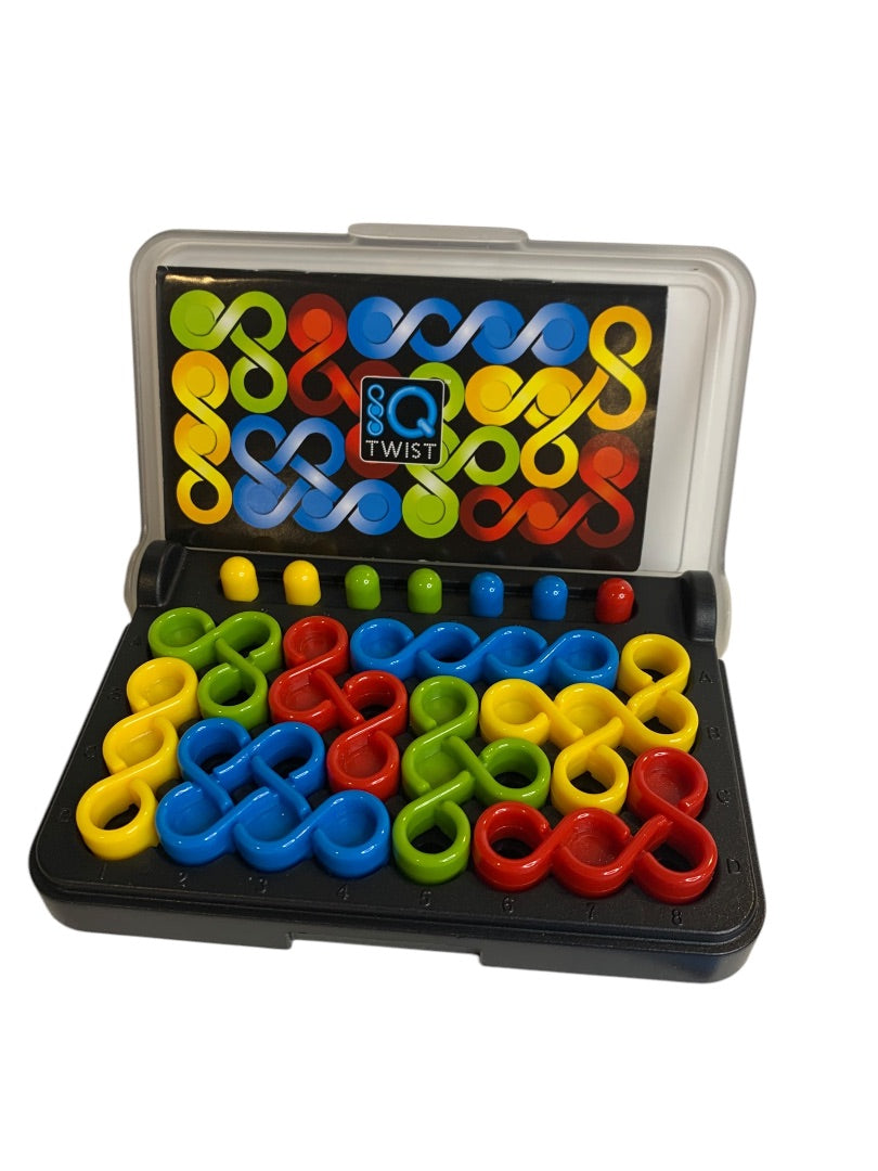IQ Twist Smart Games Multi-Level Logic Game Ages 6-99