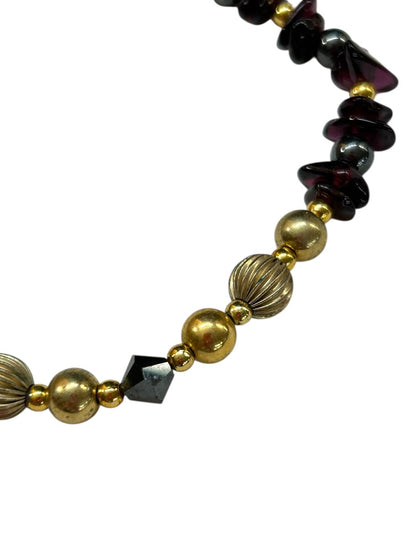 Beaded 7.5 Inch Spring Clasp Bracelet Goldtone Black White