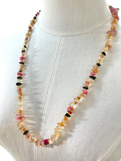 Chip Stone Necklace Goldtone Spacer 28 Inch Toggle Clasp Pink Black