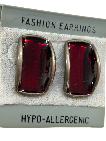 Vintage Fashion Earrings Post Pierced Red Silvertone 1 Inch