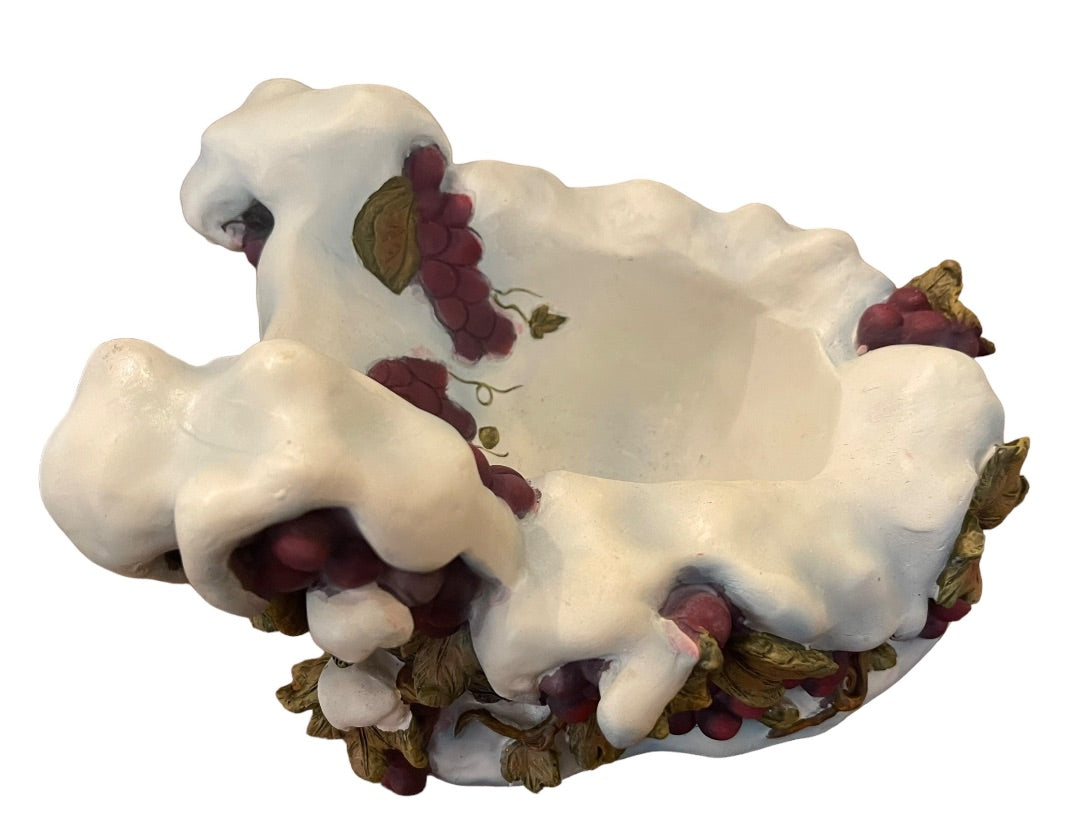 That's Kooky Snow Grapes Wine Holder with Bottle Topper Item 71279