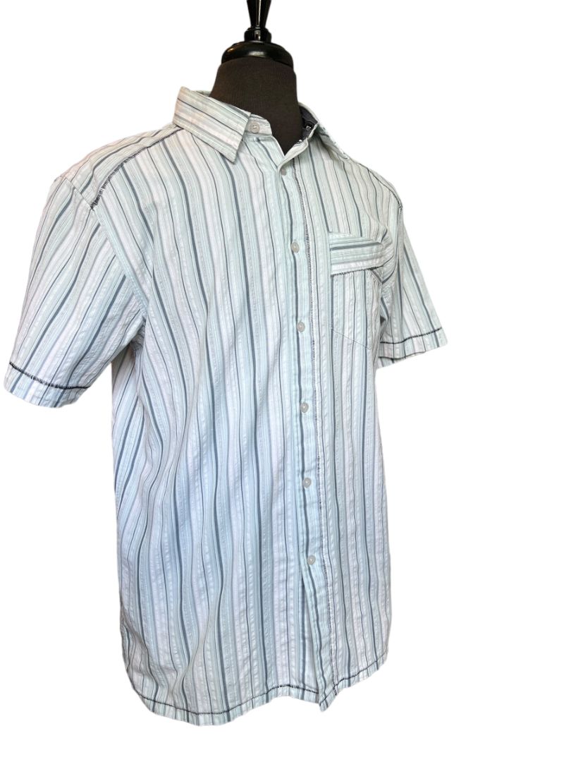 Size Large Prana Short Sleeve Bold Stitch Seersucker Striped Button Down Shirt Men's Blues White