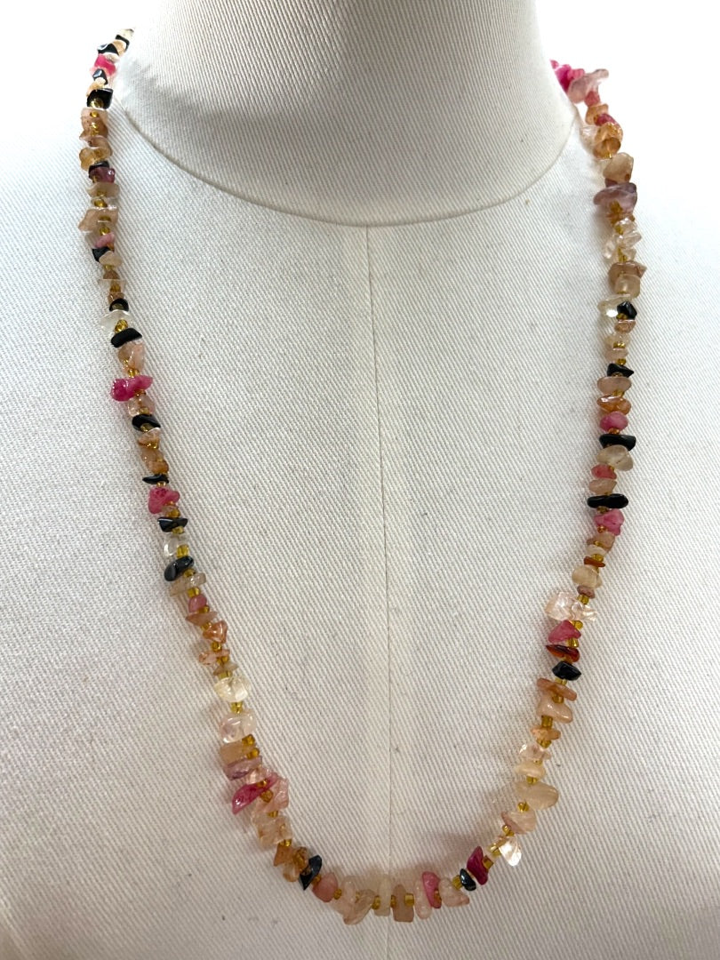 Chip Stone Necklace Goldtone Spacer 28 Inch Toggle Clasp Pink Black