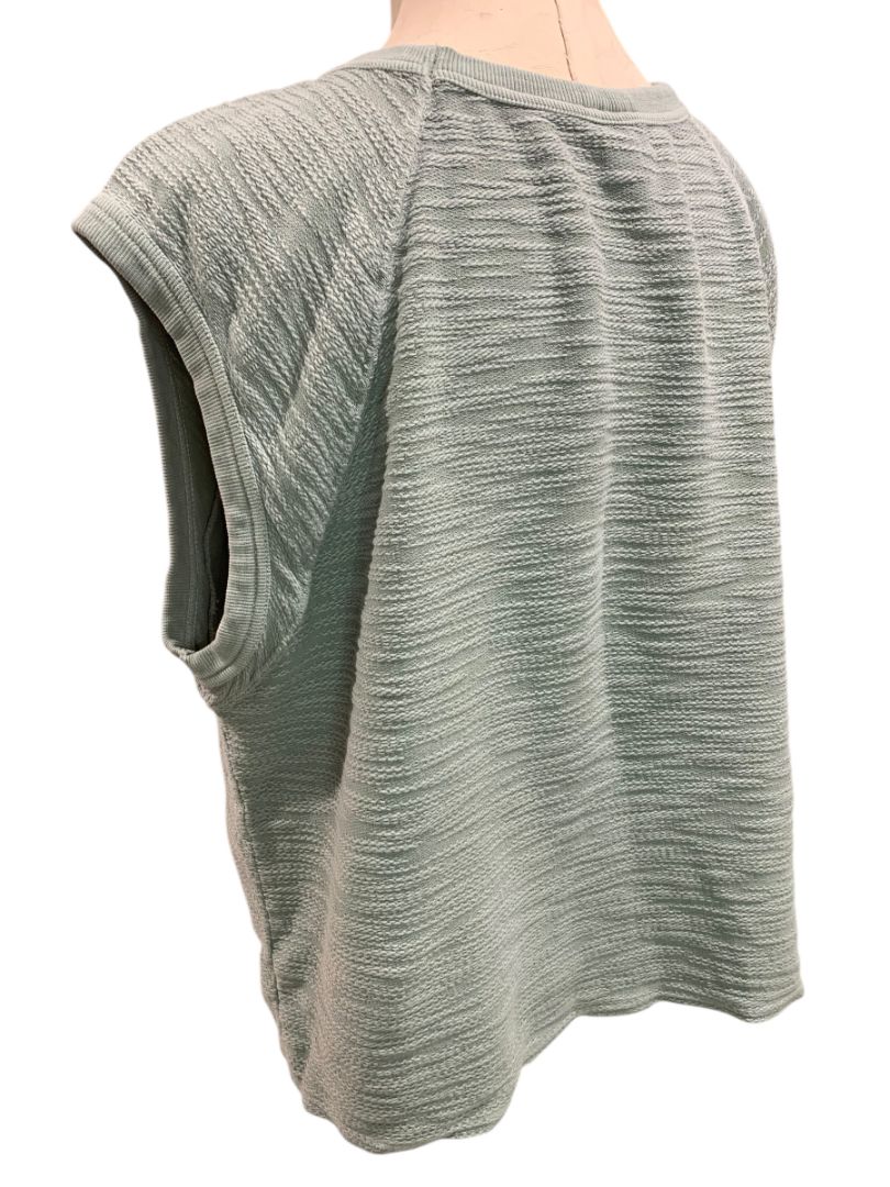 Size XXL Universal Thread Sage Green Knit Crop Tank Top Shirt