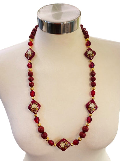 Red Burgundy Vintage 1980s Beaded Necklace Goldtone Floral Chunky 30" Spring Clasp