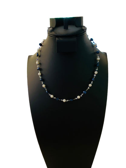 Silvertone Faux Pearl Navy Blue Beaded Wire Necklace 18" Spring Clasp