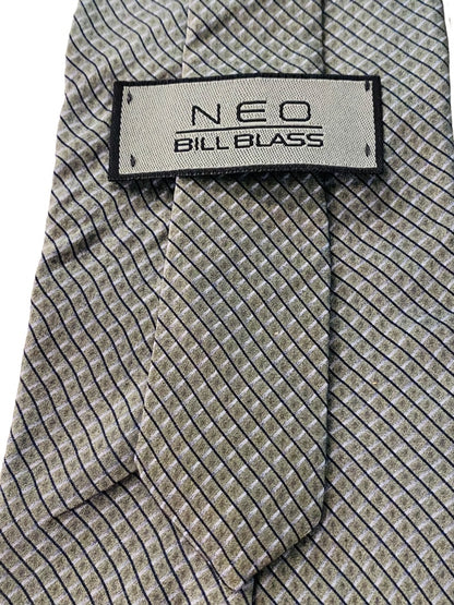 Neo Bill Blass Mens Necktie Silk Sage Green Blue Crosshatch Pattern 57"L Widest 3.75" Tie