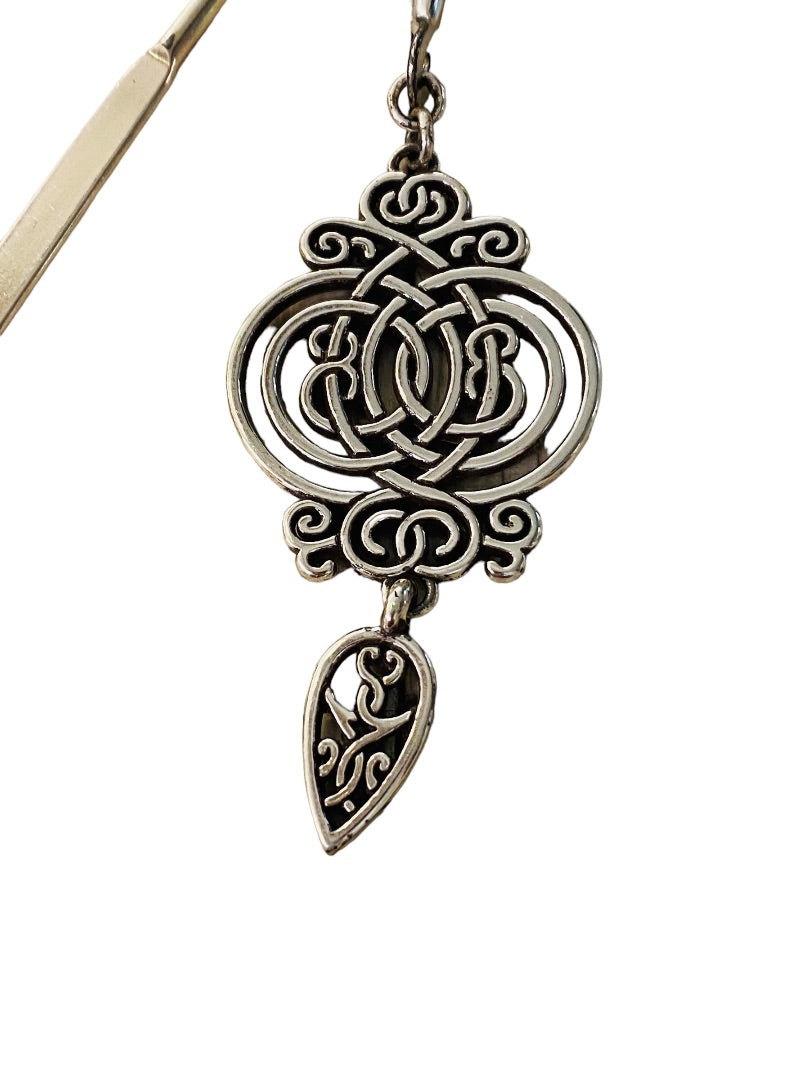 Vintage Silvertone Metal Bookmark Charm Pendant Ornate 5.5" Place Holder Taiwan