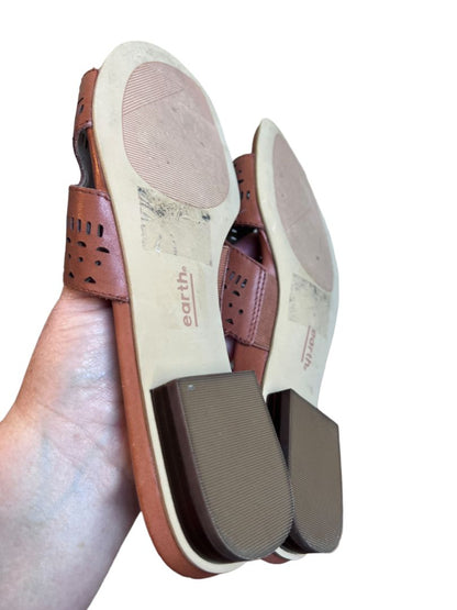 8.5 Earth Mule Slides Perforated Brown Leather Sandals Comfort