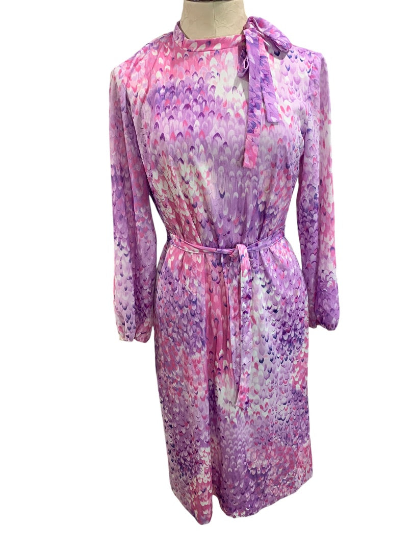 Size 14 1/2 Three Rs Vintage 1970s Dress Polyester Purple Belted Scale Pattern