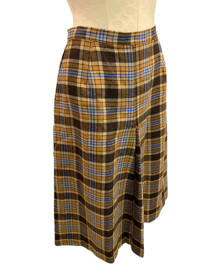 Small Vintage 1970s Wool A-Line Plaid Skirt Front Pleat Union Label Side Zip