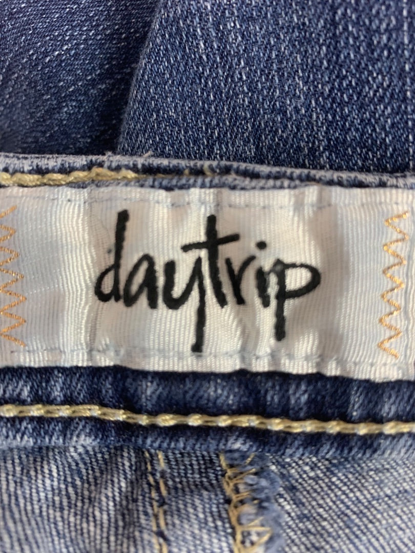 Size 31R Daytrip Womens Jeans Virgo Straight Leg 32" Inseam
