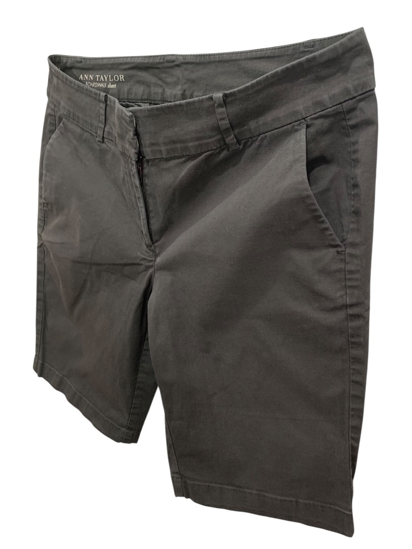 Size 8 Ann Taylor Womens Boardwalk Shorts Black Chino Style