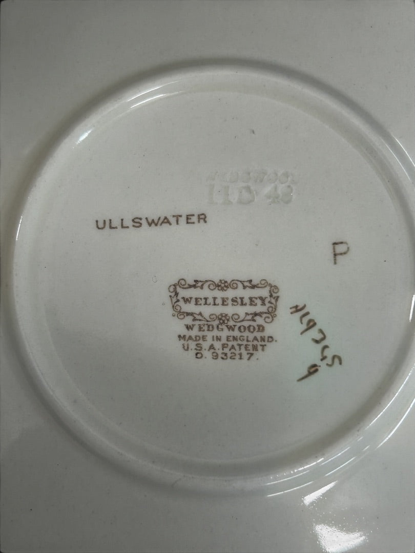 1940s Wellesley Wedgwood Ullswater China 7" Dessert Plate Ornate