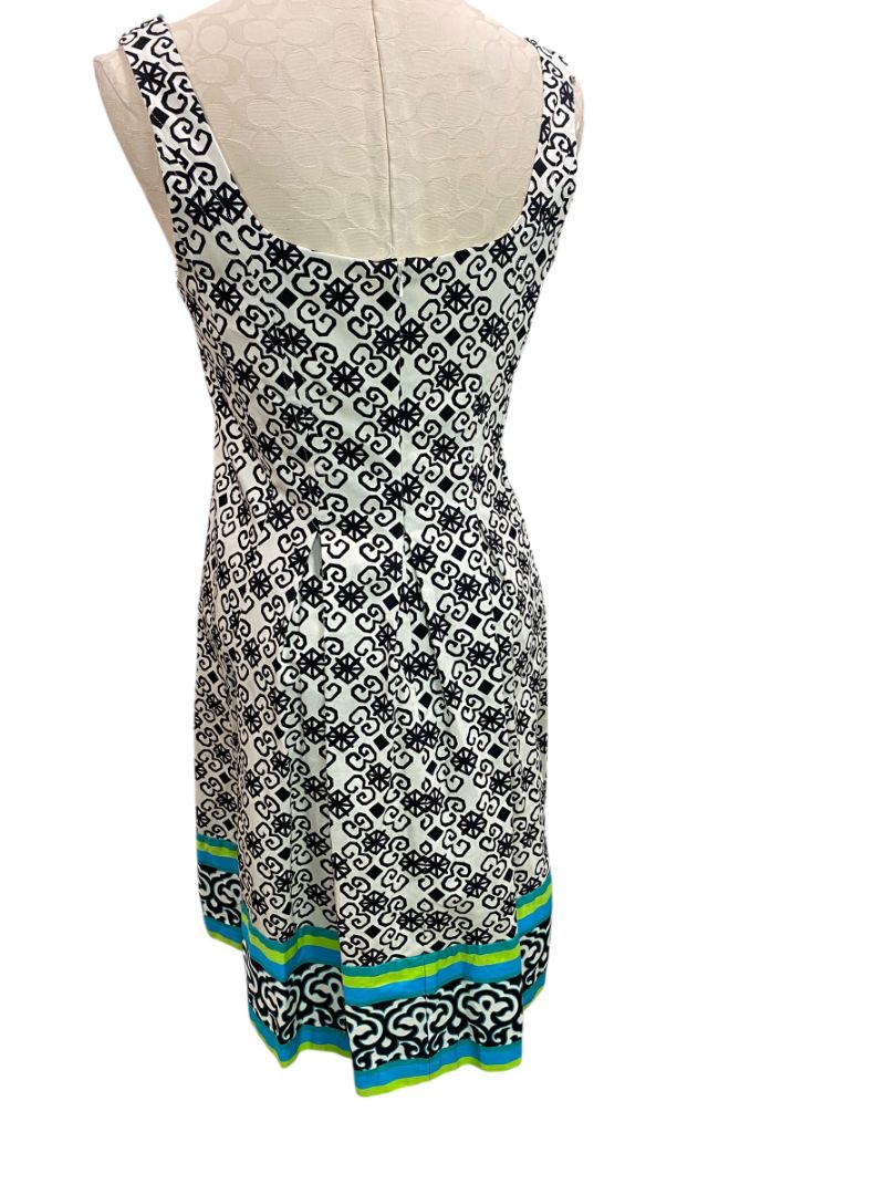 Size 10 Kim Rogers Fit and Flare Sleeveless Dress Pockets