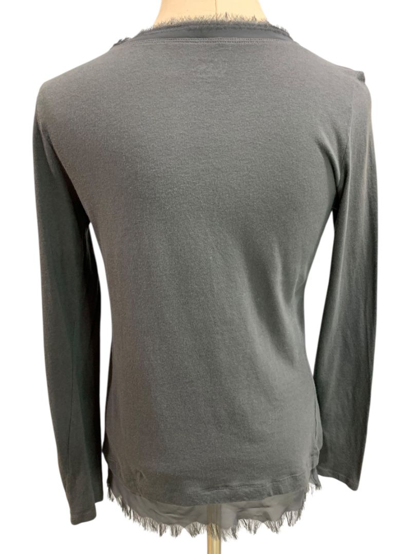 Size Medium LOGO Lori Goldstein Womens Gray Knit Shirt Long Sleeve