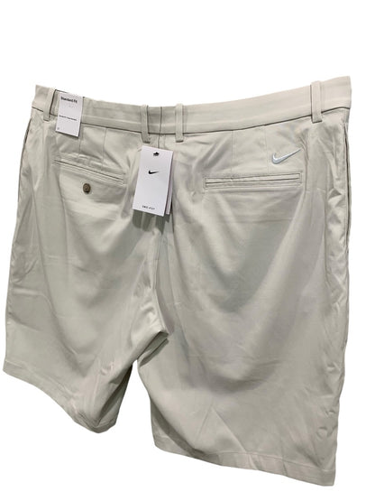 Size 40 Nike Golf Mens New Dri-Fit Core Flex Shorts Tan AJ5493