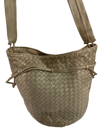 Madras Made in Italy Woven Leather Soft Bucket Bag Purse