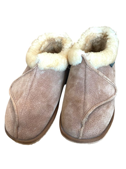 Size 11 (Mens 9) Cloud Nine Adjustable Wrap Sheepskin Slipper Brown Unisex