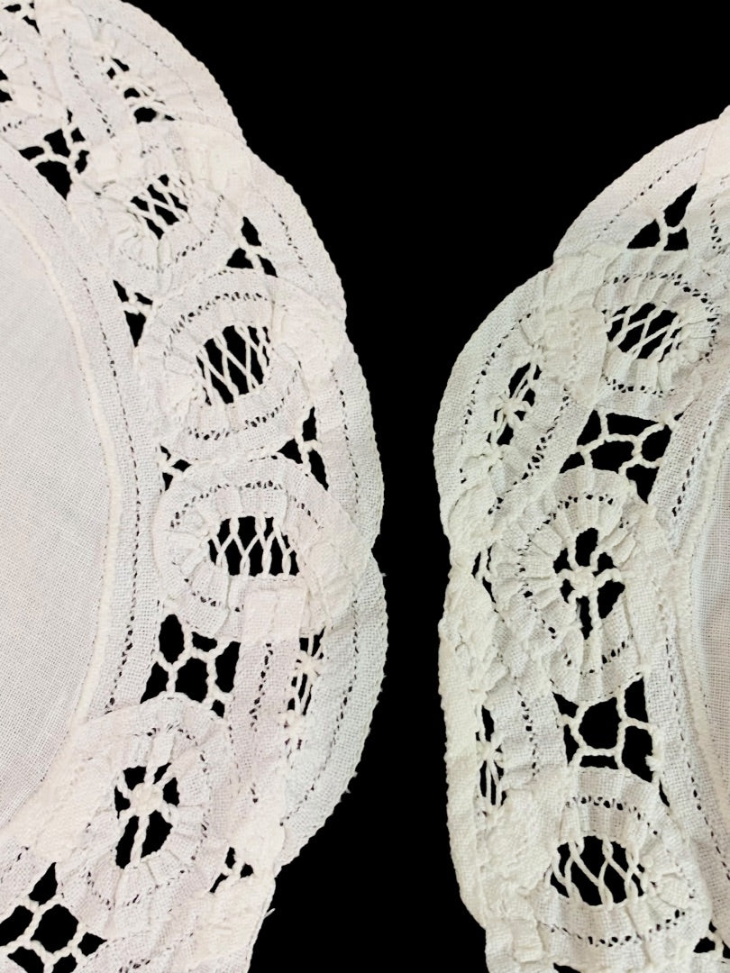 Set of 2 Vintage Fabric Doily White Lace Trim 9 Inch Diameter