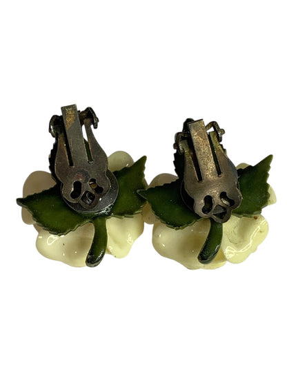 Vintage Clip On Earrings Non-Pierced Dimensional Cream Rose 1" Diameter