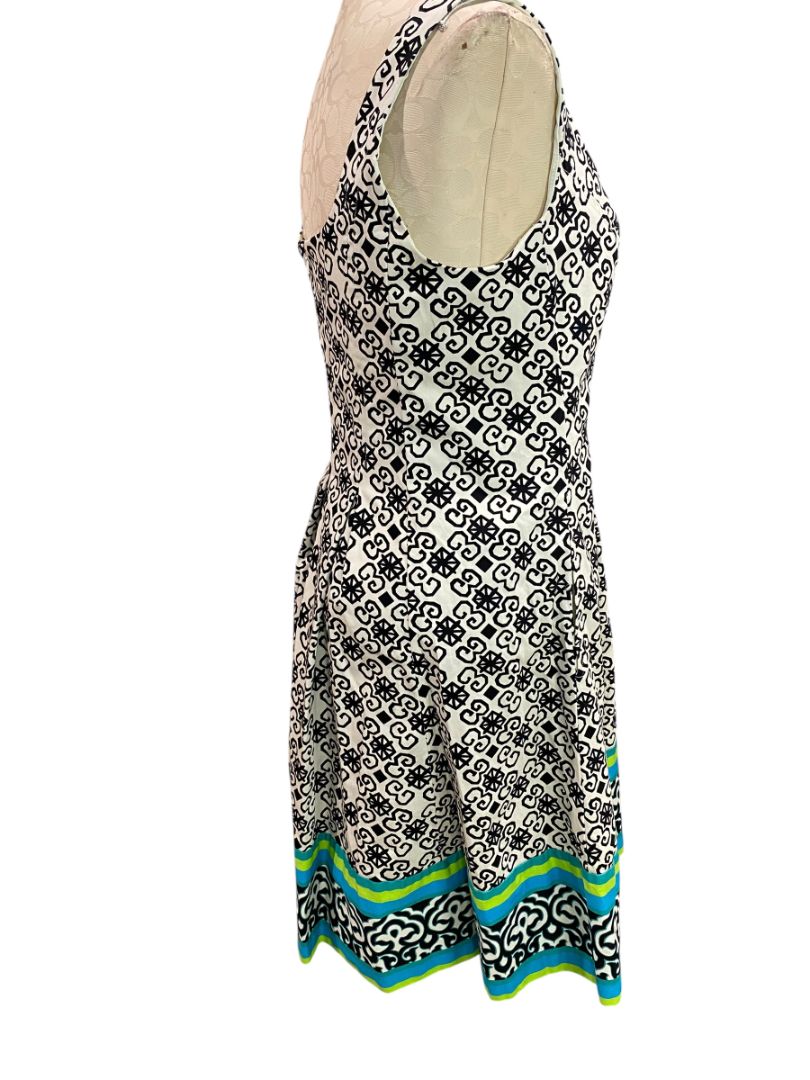 Size 10 Kim Rogers Fit and Flare Sleeveless Dress Pockets