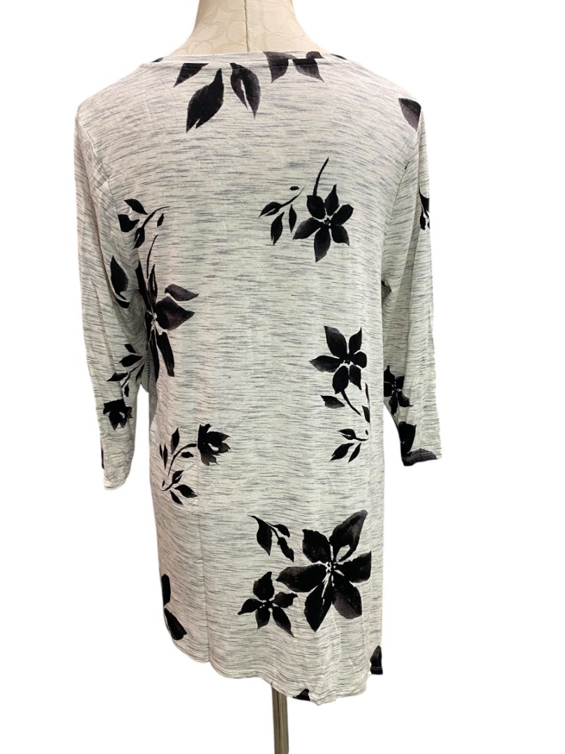 Medium Soma Womens New Tunic Tee Tshirt Super Soft Floral V-Neck