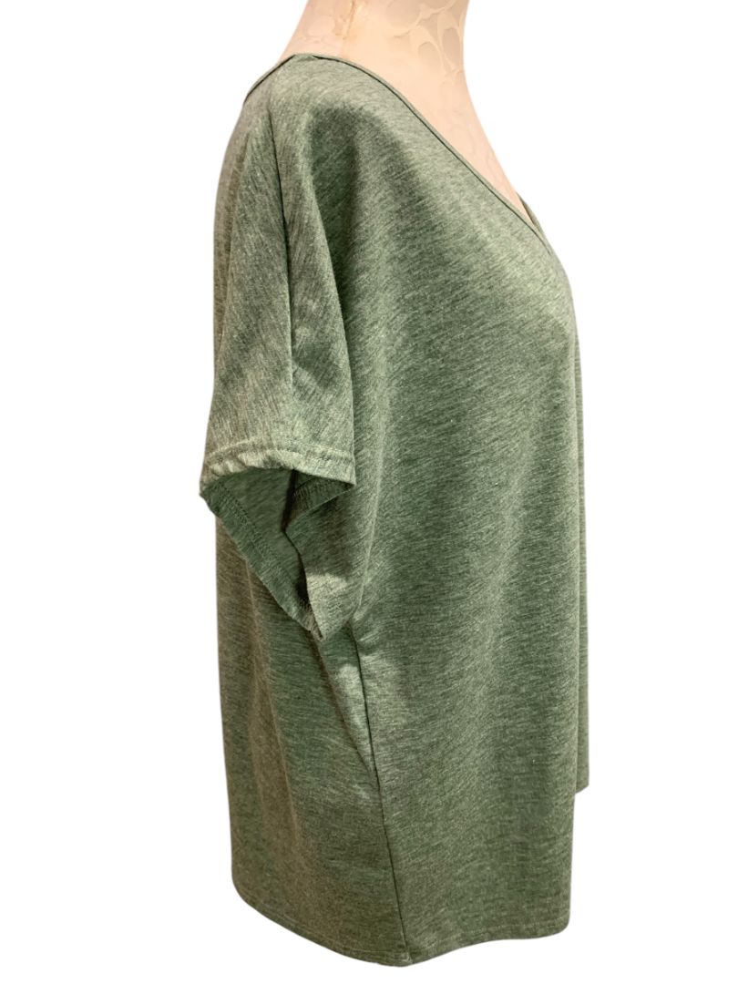 Size 1XL Womens Green Heathered Tshirt V-Neck Short Sleeve
