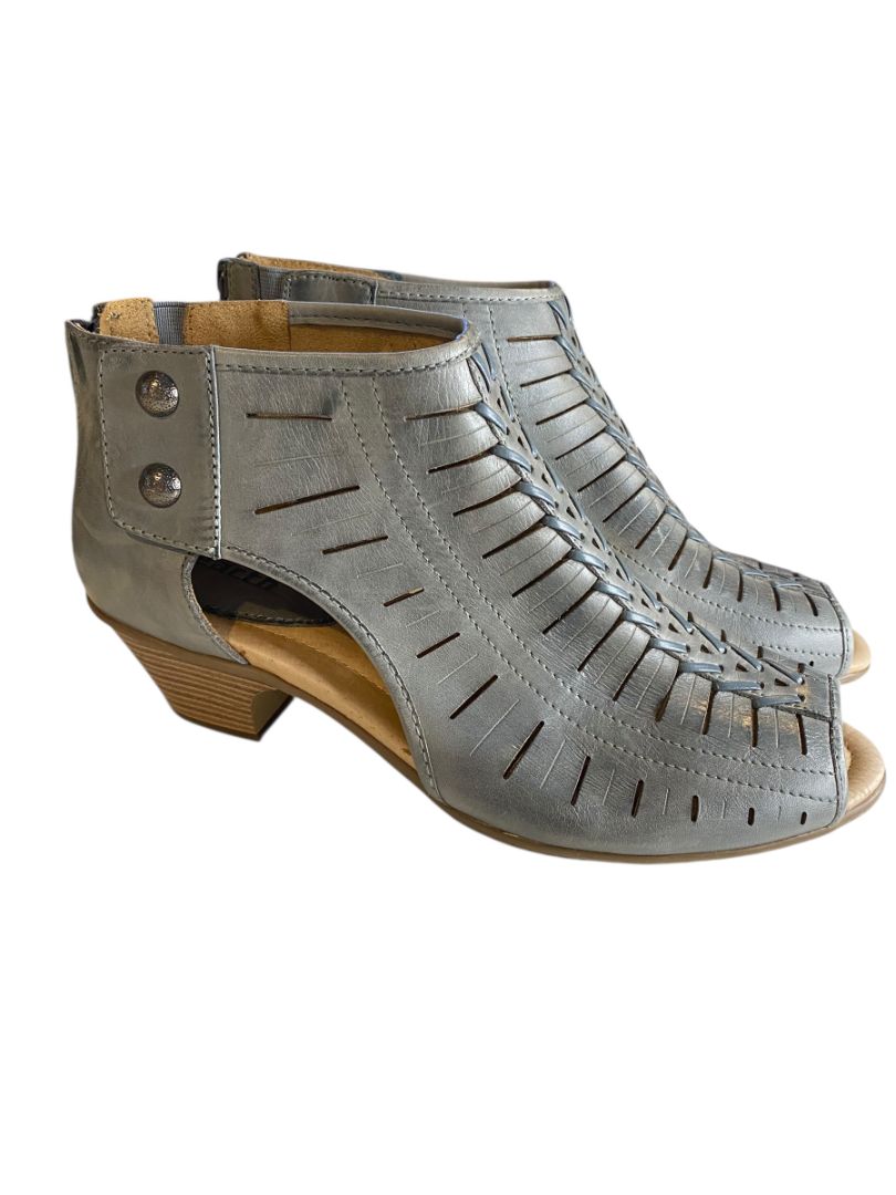 Size 9.5B Earth Vicki Moroccan Blue Leather Peep Toe 2" Heeled Sandals Womens