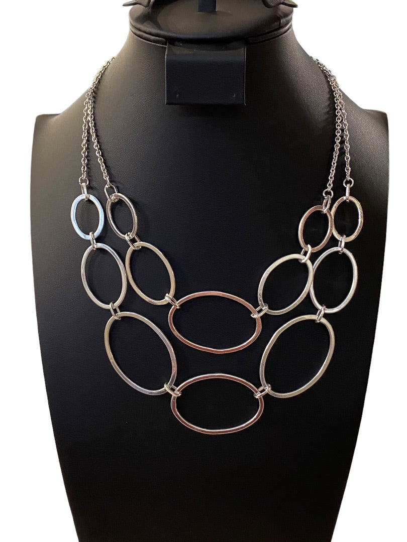 Silvertone Layered Bib Necklace 17-20" Lays Flat Lightweight Statement