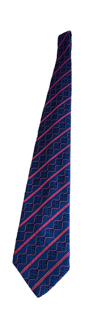 Vintage 1970s Mens Necktie Tie Navy Blue Red Texturized  100% Polyester 55" Length