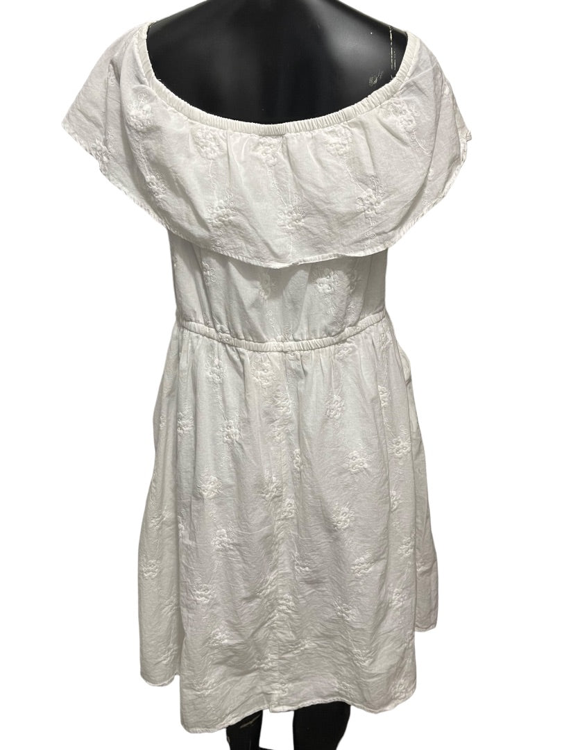 3X Torrid (22/24) White Summer Off Shoulder Dress Embroidered Boho Style Pockets