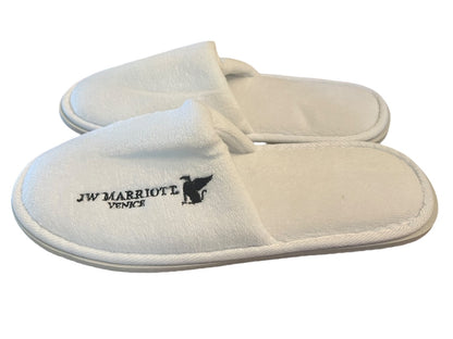 Small JW Marriott Venice Spa White Cushioned Bath Slippers One Pair NEW