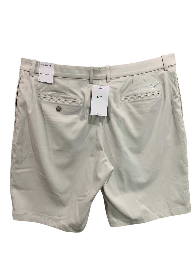 Size 40 Nike Golf Mens New Dri-Fit Core Flex Shorts Tan AJ5493