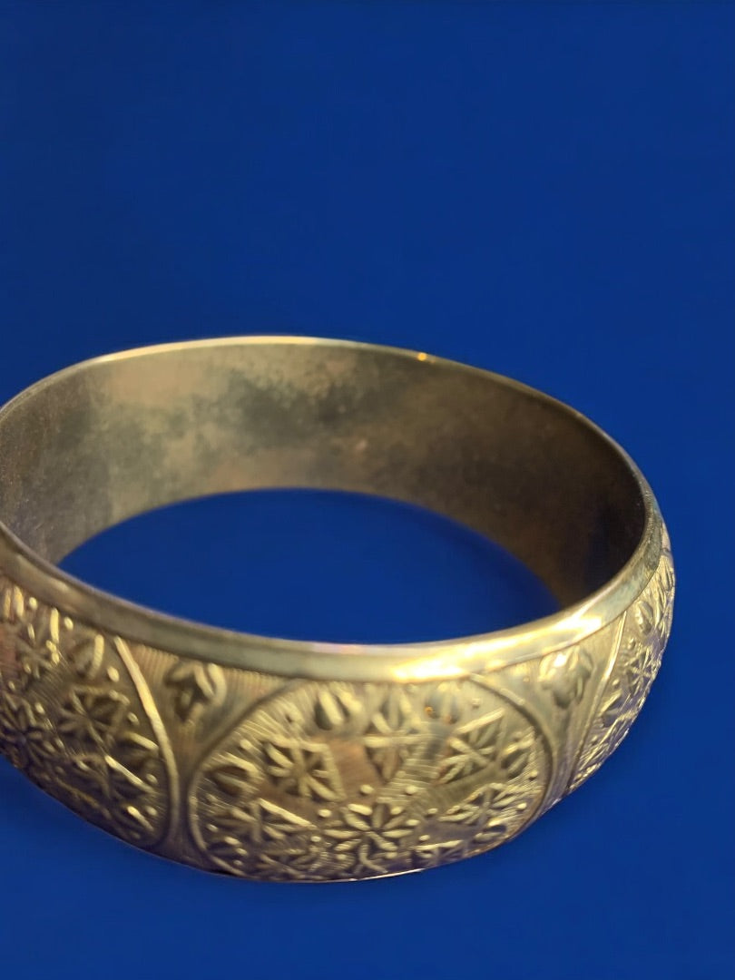 Vintage Embossed Hollow Brass Bangle Bracelet 1 Inch Width