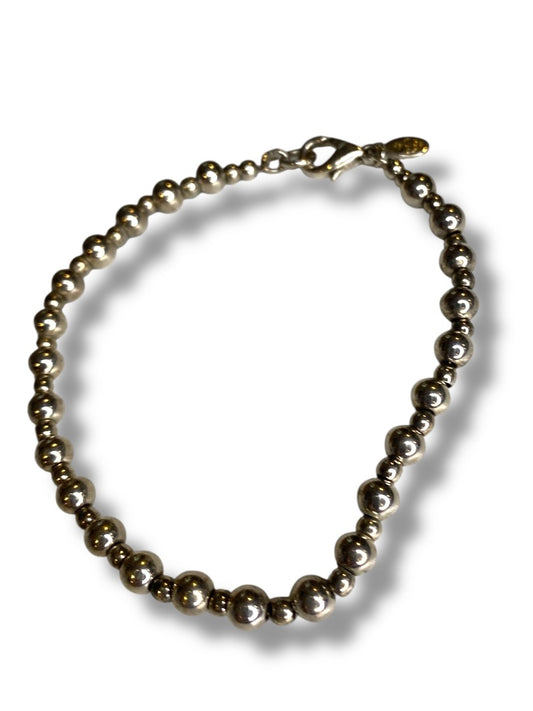 Silvertone Beaded Bracelet 7.5" Lobster Clasp