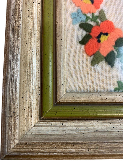 Vintage Framed Needlepoint Crewel Love Floral Wreath Wall Hanging 9.5" x 7.5"