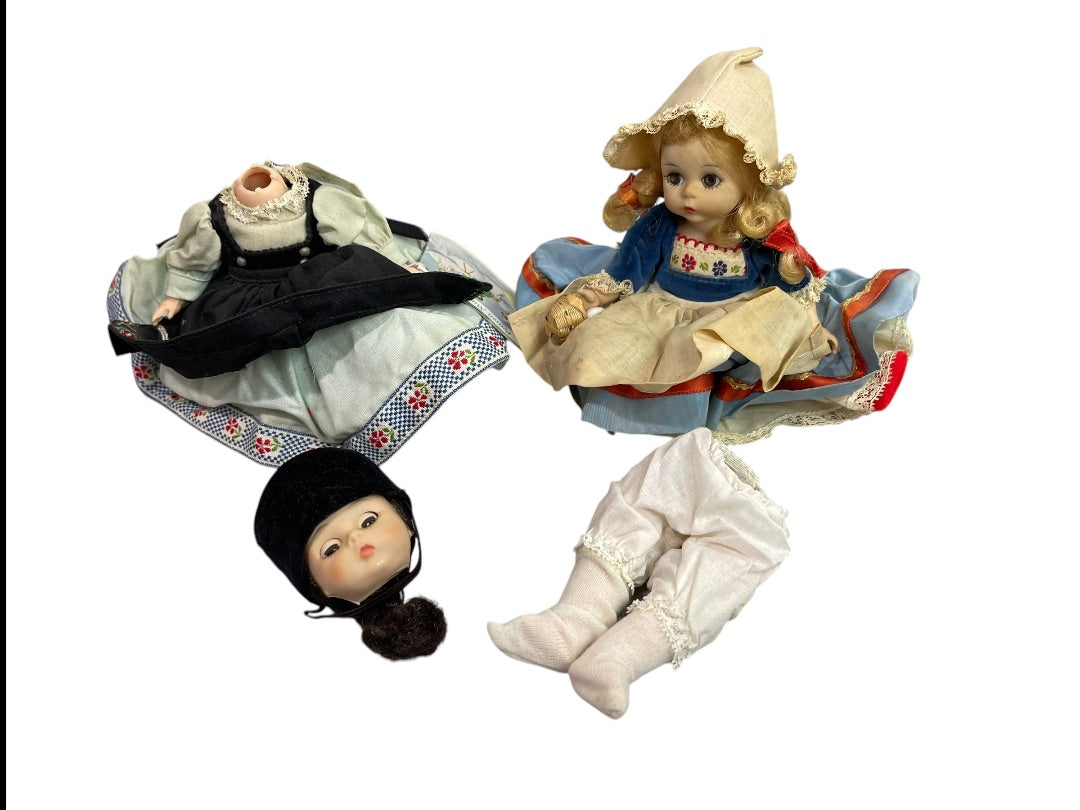 Madame Alexander Rumania & Dutch Salvage 8 in Dolls Friends From Foreign Lands