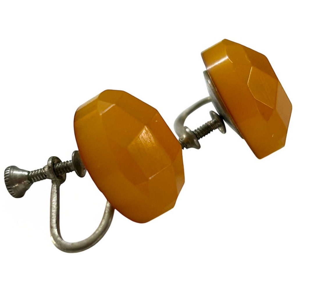 Vintage Butterscotch Faceted Acrylic Screw Back Non-Pierced Earrings .5 Inch
