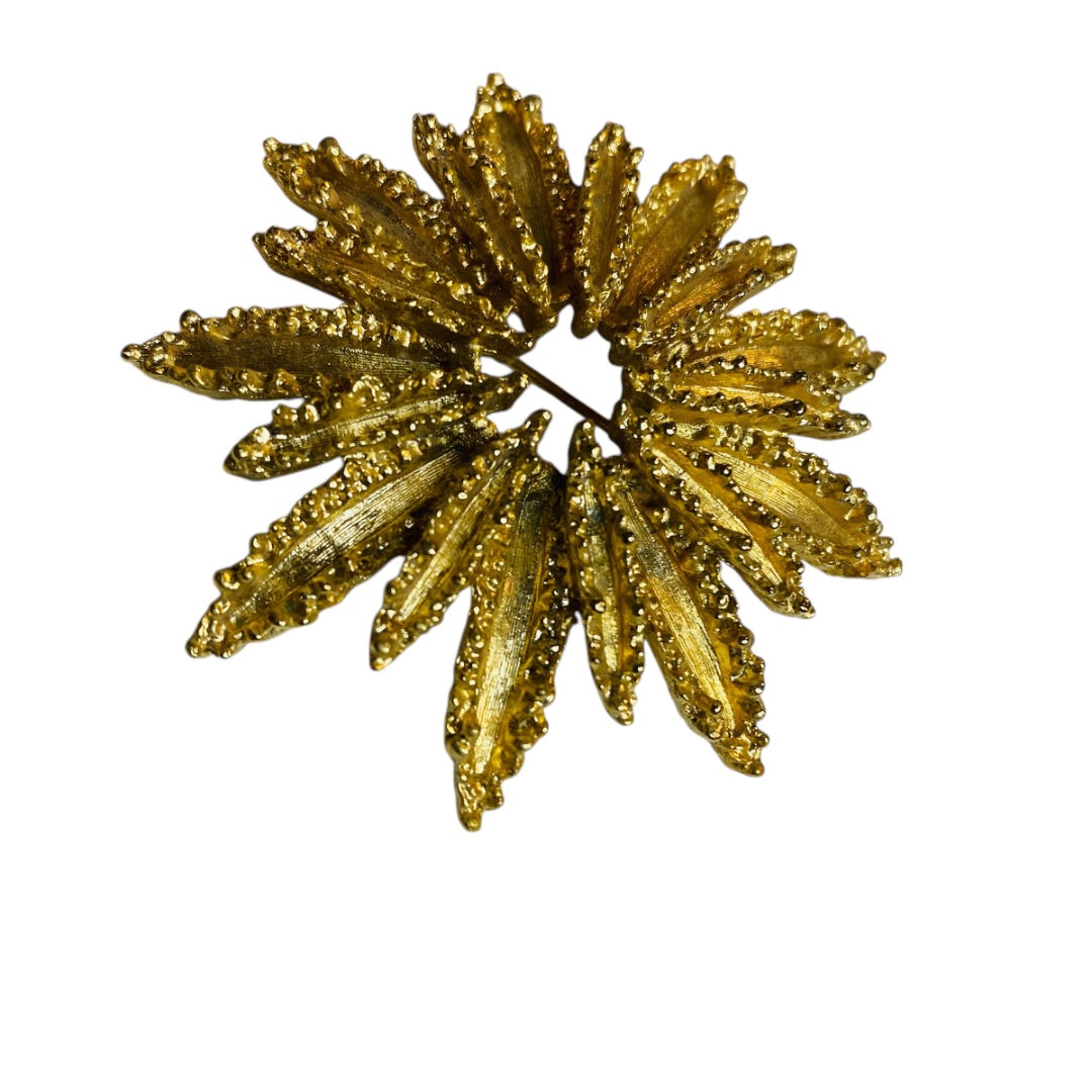 Signed Avon Vintage Textured Flower Brooch Pin 2.4 Inch Diameter