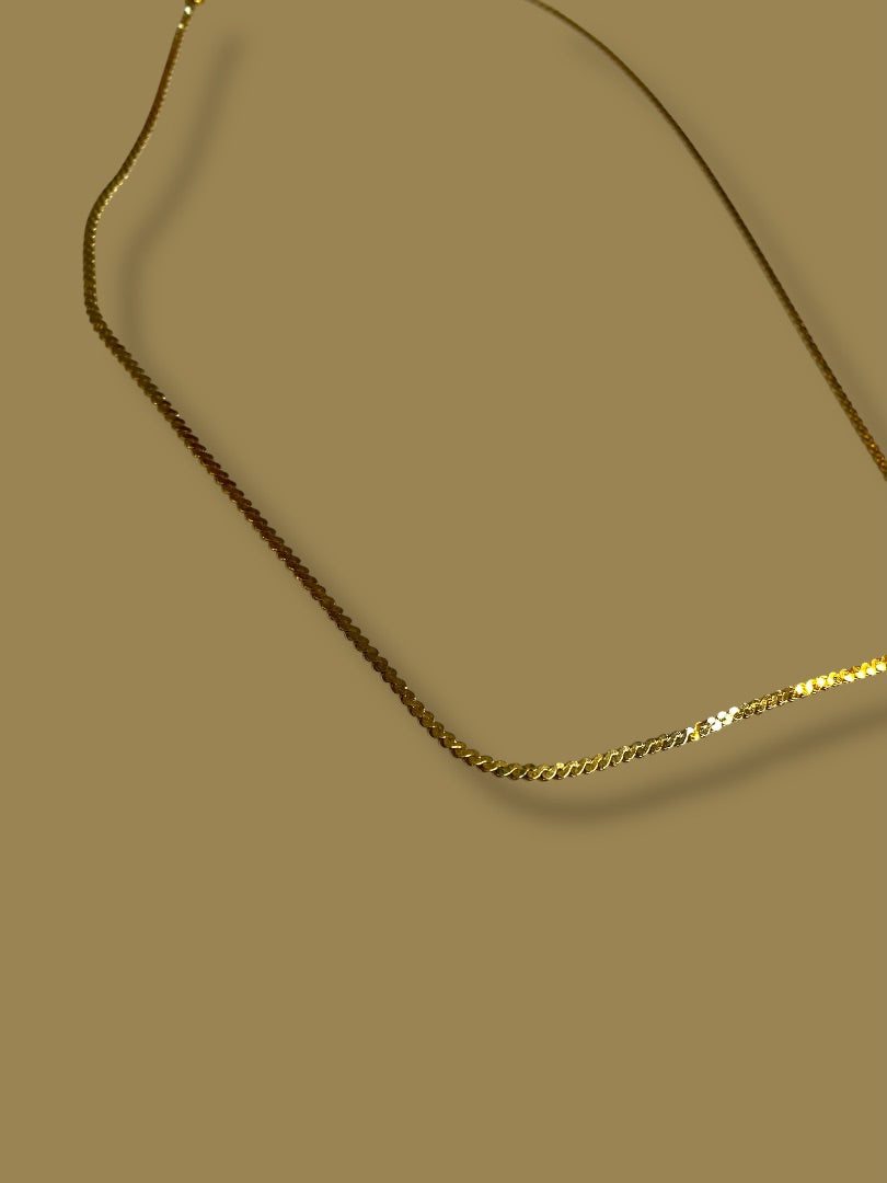 Goldtone Chain Necklace 18 Inch Spring Clasp Shiny