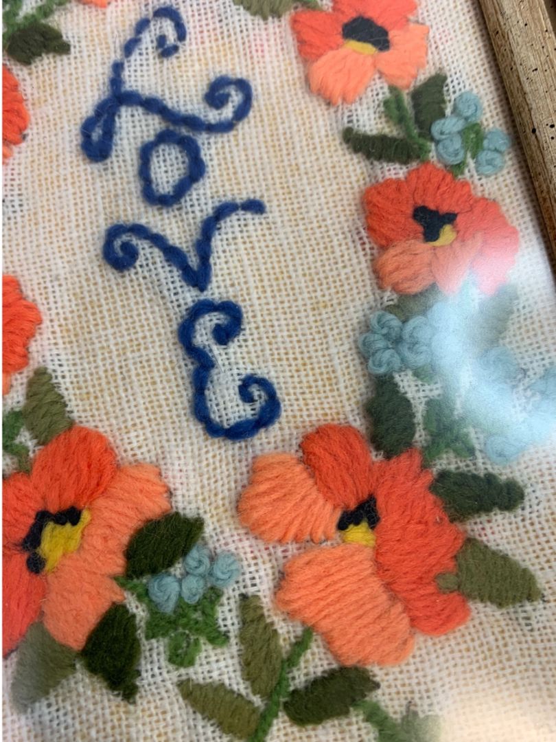 Vintage Framed Needlepoint Crewel Love Floral Wreath Wall Hanging 9.5" x 7.5"